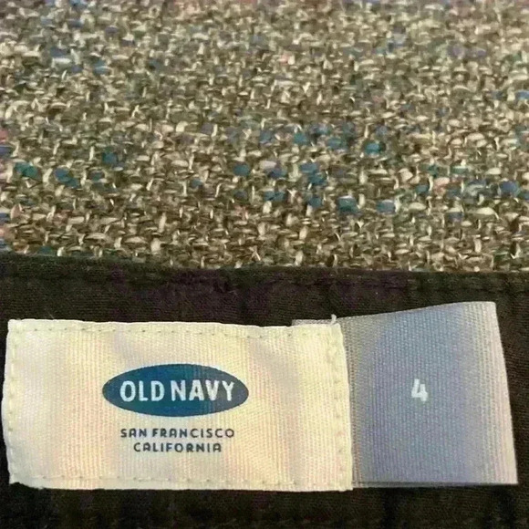 Old Navy Black Shorts - Picture 3 of 3